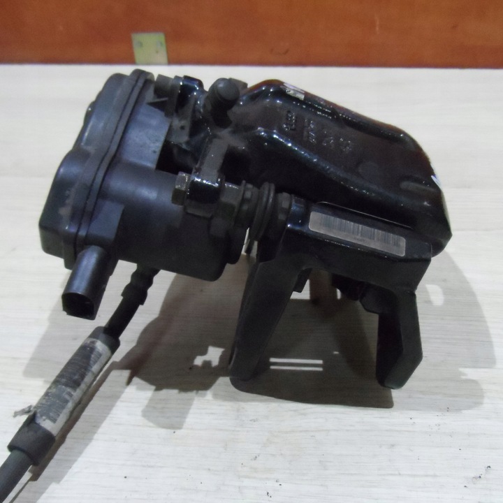 фото №8, Супорт гальмівний праві зад audi a5 s5 купе s-line