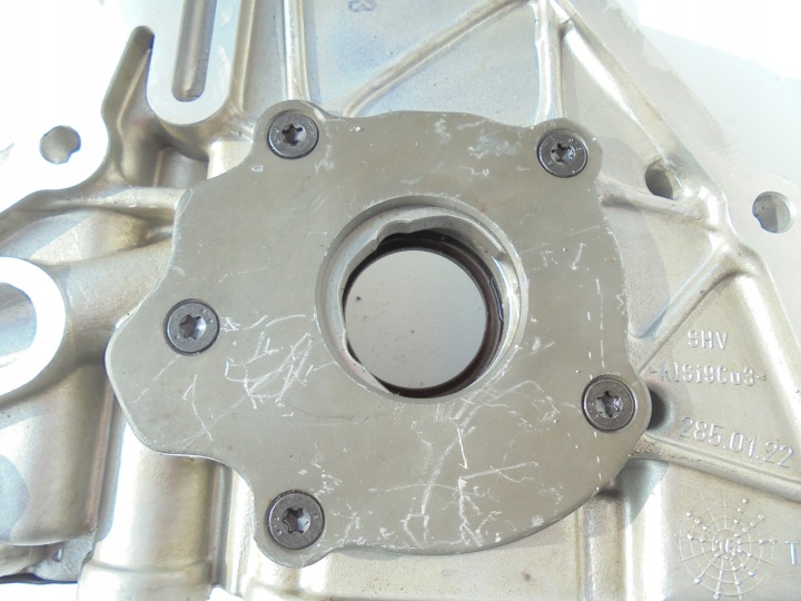 фото №10, Vw audi seat 1.0 бензин chya насос масла 04c115105c