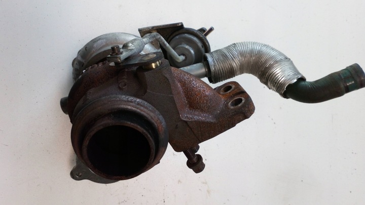 фото №6, Турбонагнетатель citroen peugeot 1.6 ehdi 9673283680 0375q9