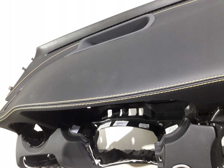 фото №5, Mercedes w253 панель консоль подушка безопасности подушки ремни оригинал демонтаж