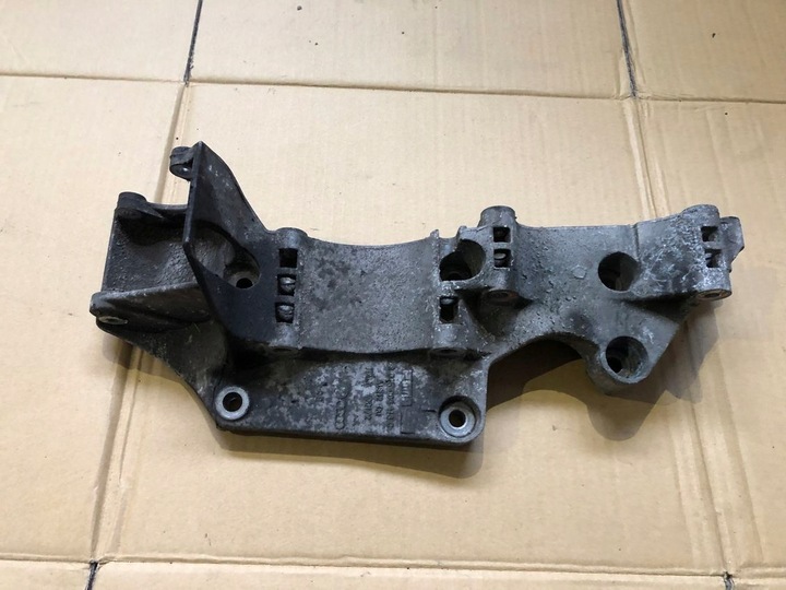 фото №1, Лапи кронштейн 045908143c golf iv leon i a3 8l