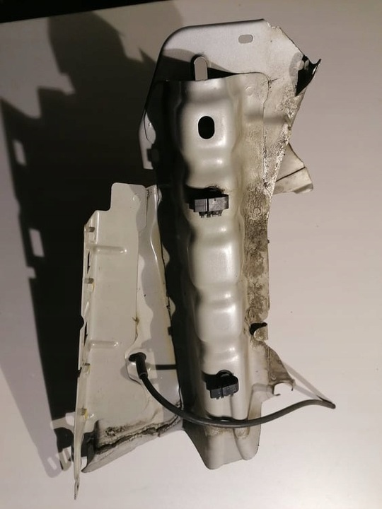 фото №1, Кріплення крила праві верхній перед citroen c3 ii