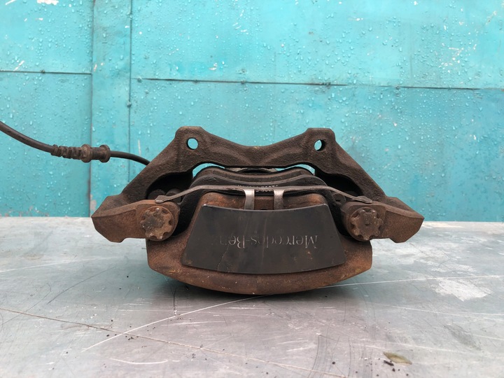 фото №7, Mercedes w207 e купе супорт праві перед 322mm 3,0