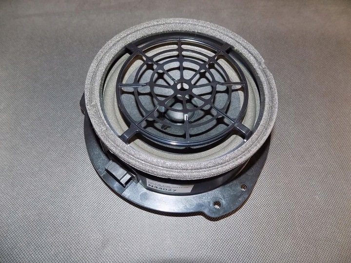 фото №1, Audi tt 8s динамик дверь 8s0035411