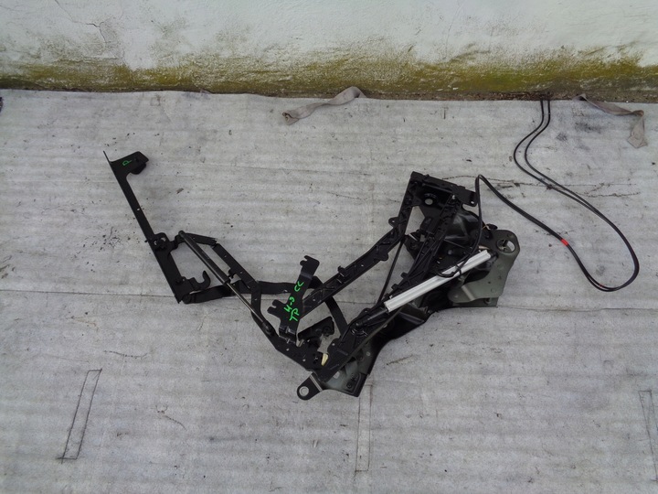 фото №1, Петля кришки багажника праві megane iii cc cabrio