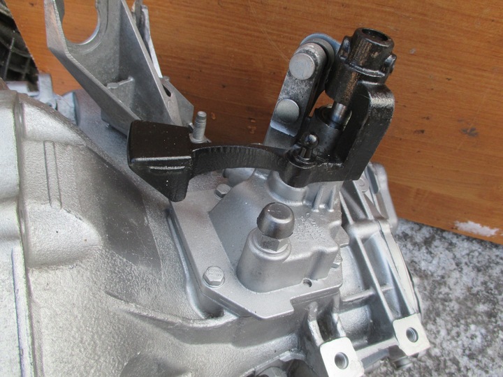 фото №8, Chevrolet cruze orlando 1.6 1.8 blokator вибірник коробки 5 коробки передач коробка передач