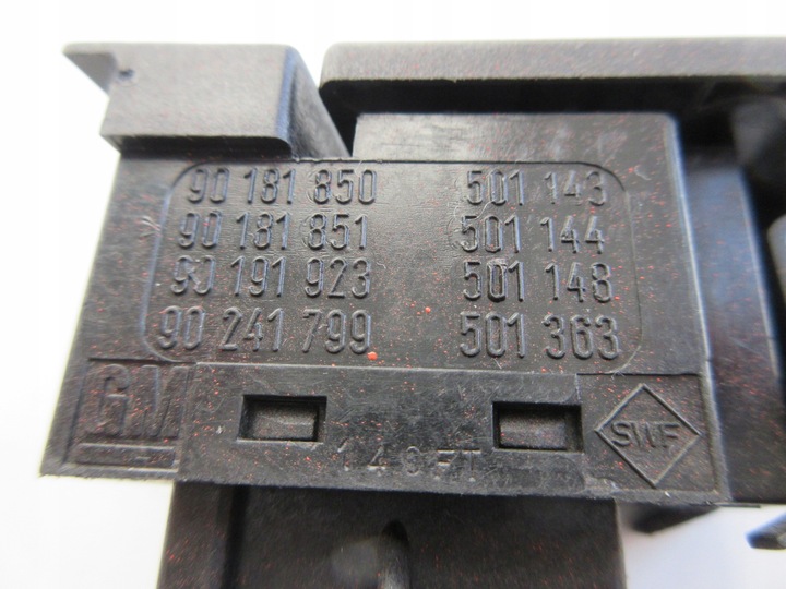 фото №16, Выключатель противотуманных opel kadett e 90181850 1