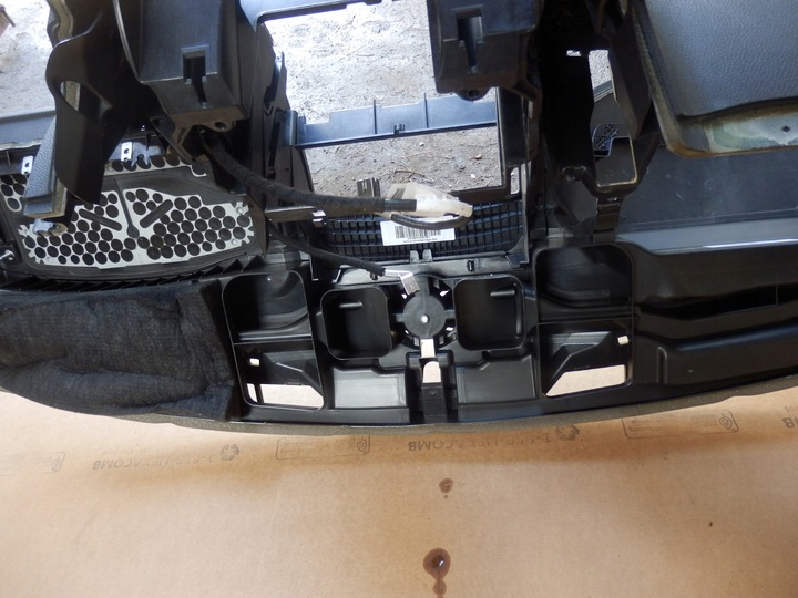 фото №6, Mercedes w204 1.8 панель роздавальна капот