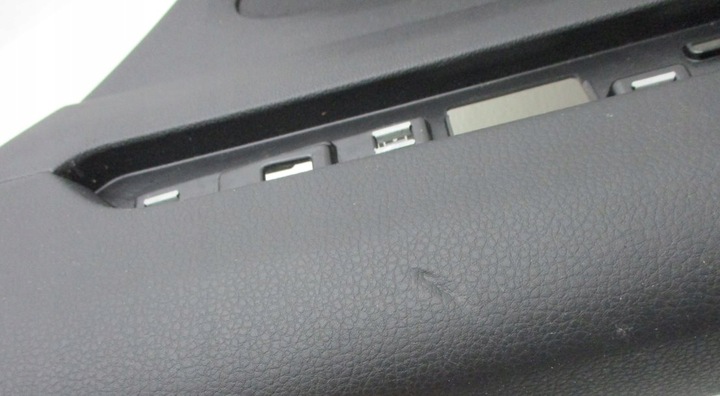 фото №6, Боковина двері праві зад vw passat b8 3g0867068a