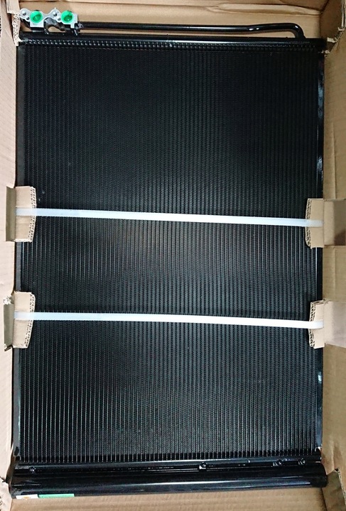 фото №9, Радіаторів клімат. bmw 350033/nrf nrf