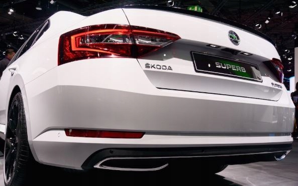 фото №2, Планка декоративна бампер зад хром skoda superb 3