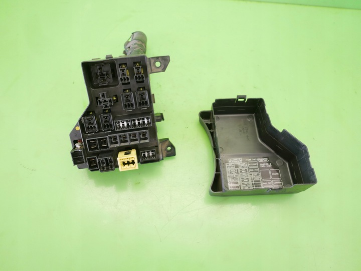 фото №6, Коробка запобіжників volvo s40 i 1.8 16v 95-99