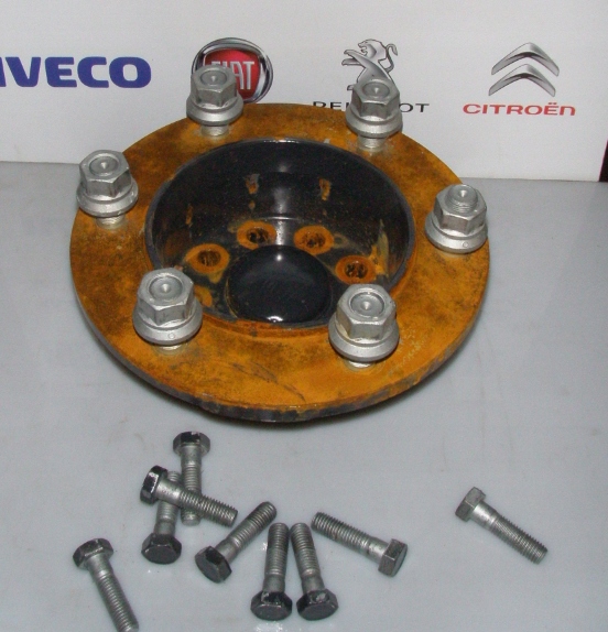 фото №1, Ступица перед iveco daily 65c 2006- 504366658