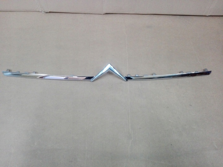 фото №1, Citroen berlingo i рестайлинг 02-08 решётка радиатора хром бампера