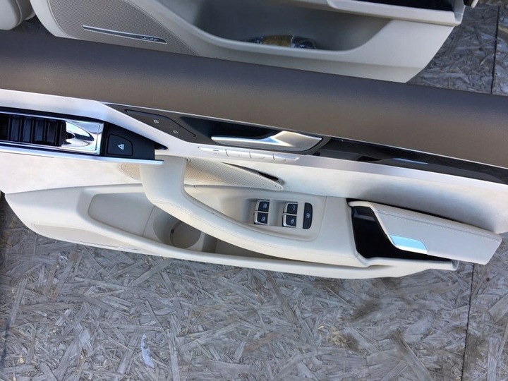 фото №10, Audi a8l d4 длинный 13- комплект боковина обшивки дверь