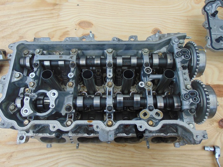 фото №2, Комплектна головка lexus is300 гібрид