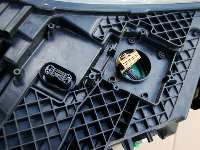 фото №8, Skoda superb 1zs фара передняя правая (правая фара, головной свет) bi-xenon