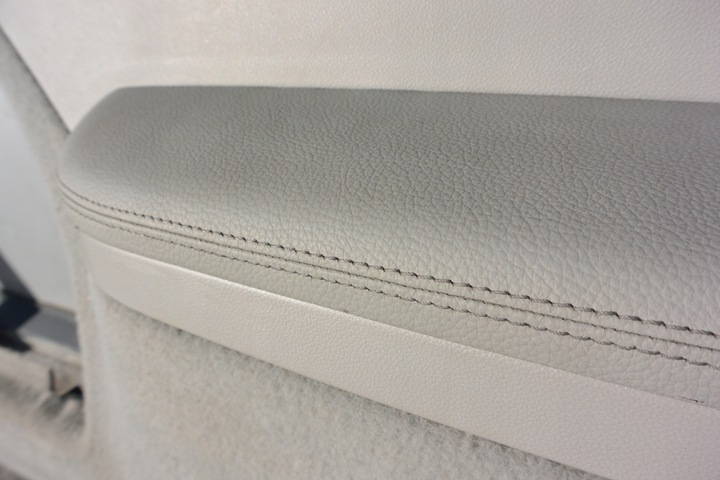 фото №5, Боковина багажника оббивка mercedes gl x164 kpl