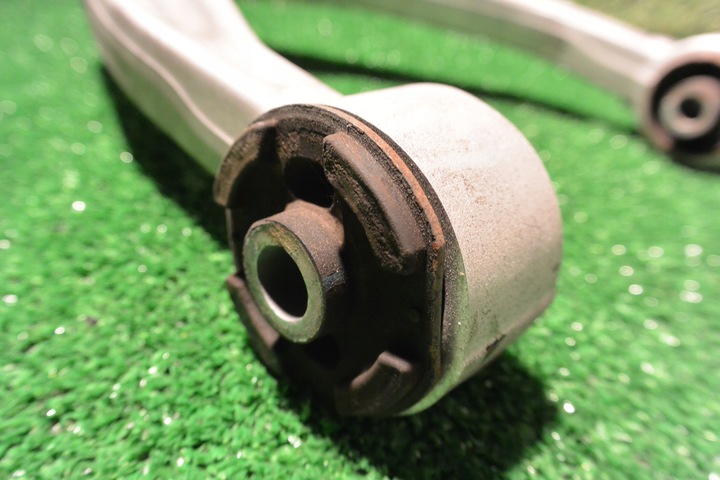 фото №10, Maserati quattroporte ghibli рычаг верхний перед