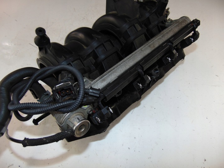 фото №8, Коллектор всасывающий seat ibiza vw polo 1.4 036133319b