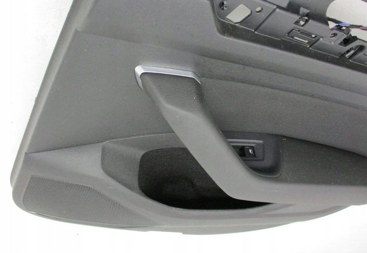 фото №10, Боковина двері праві зад vw passat b8 3g0867068a