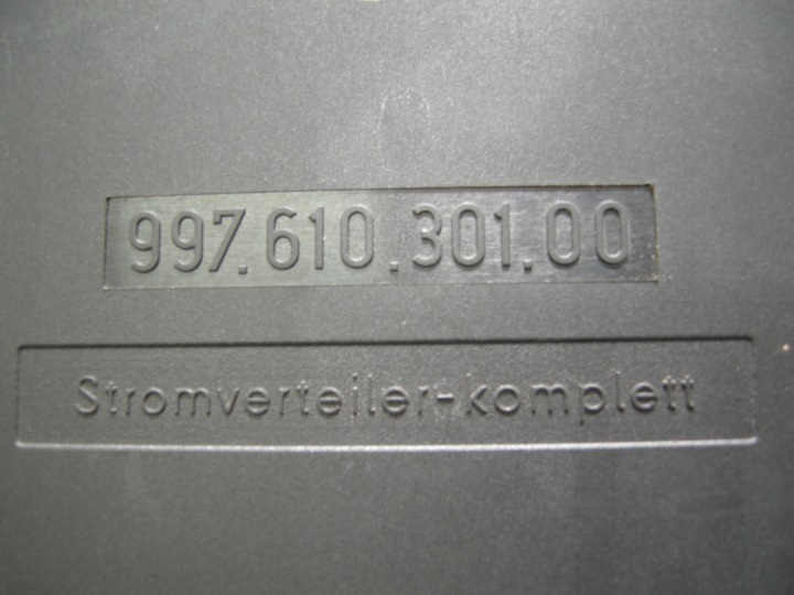 фото №7, Porsche 911 997 коробка корпус предохранителей