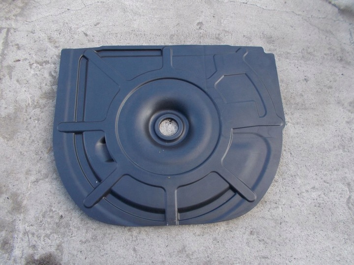 фото №1, Пол крышка багажника 8n0012116 tt 8n r32 3.2