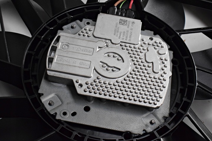 фото №7, Bmw 5 f07 f10 f11 вентилятор радиатор 2.0d 2.5d