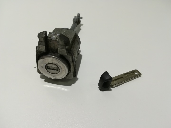 фото №6, Ключ pilot smart key модуль вкладка toyota auris i