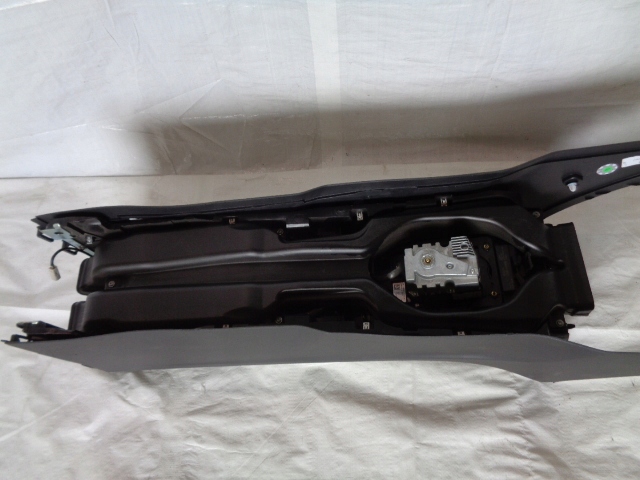 фото №11, Jaguar xe x760 туннель средний подлокотник