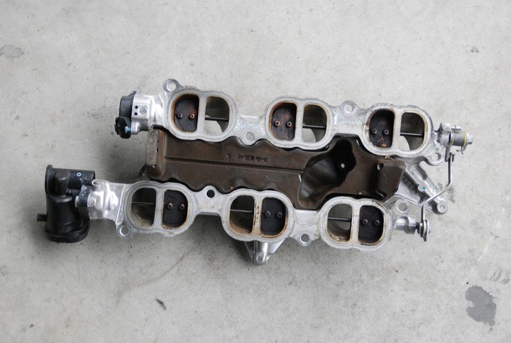 фото №2, Коллектор всасывающий клапан блок управления is250 208km 05-