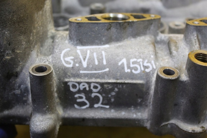 фото №16, Крышка клапанов vw golf vii 1.5 tsi dad 04e103308q 04e103473dc