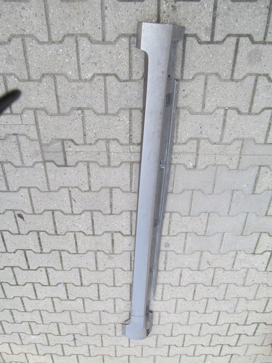 фото №1, Vw passat b7 10- планка накладка порога права c402