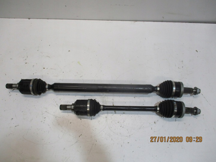 фото №1, Піввісь 1.7crdi kia sportage 16r права