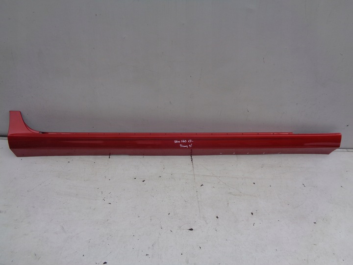 фото №1, Накладка планка пороговая правая порог volvo v60 18-