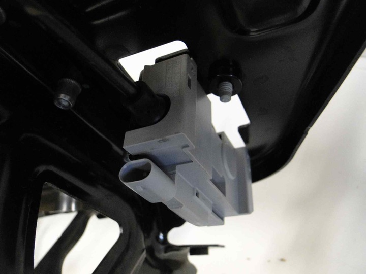 фото №13, Mercedes e класс 207 купе cabrio pas усилитель