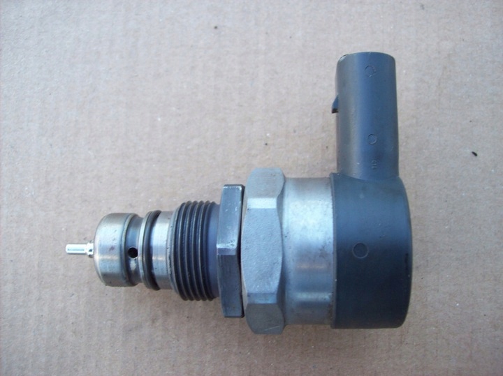 фото №1, Mercedes w205 w213 клапан планки пального a6540780049