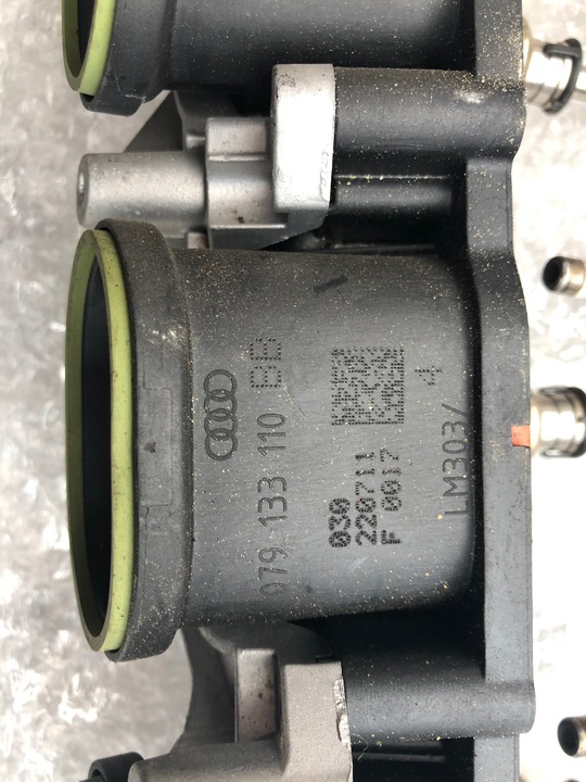 фото №10, Audi rs5 rs4 4.2 fsi колектор всмоктуючий 079133109bb