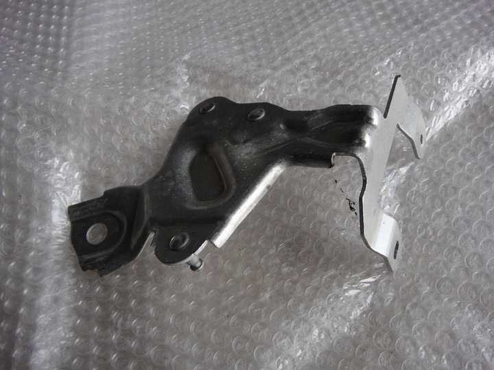 фото №1, Audi q7 e-tron кронштейн насоса 4m0614125e