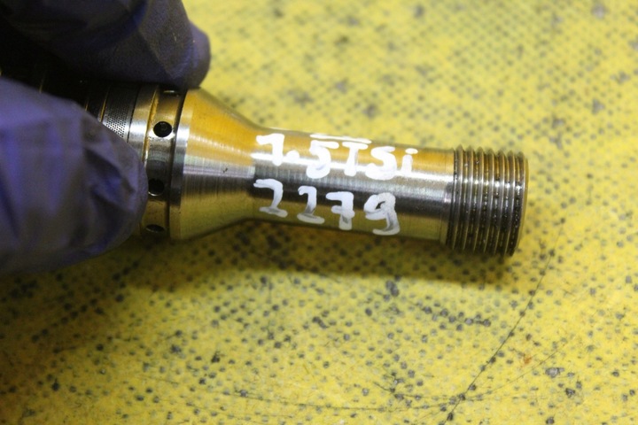 фото №7, Клапан гвинт варіатора golf vii audi a3 1.5 tsi 04e109257a