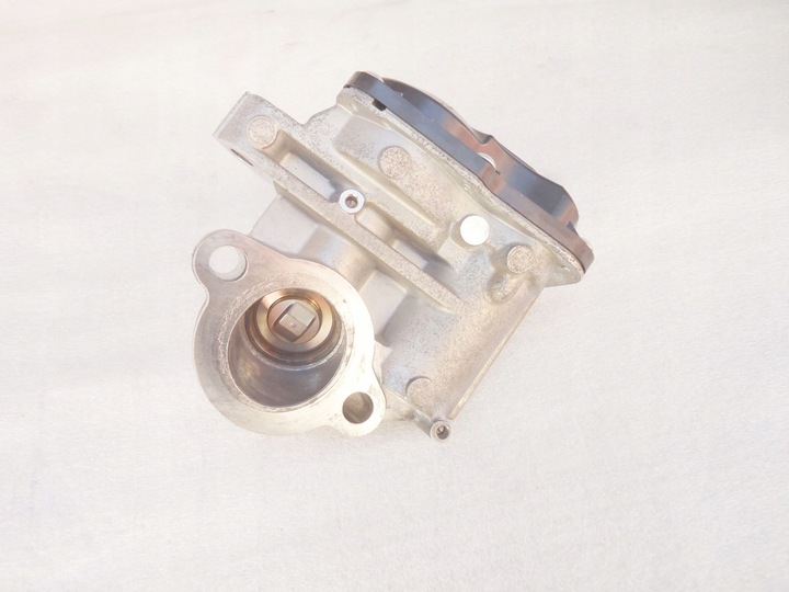 фото №3, Renault trafic vivaro 1,6dci дроссельная заслонка egr