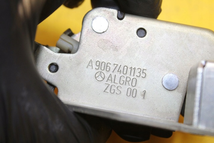 фото №5, Замок дверь левый зад vw crafter a9067401135