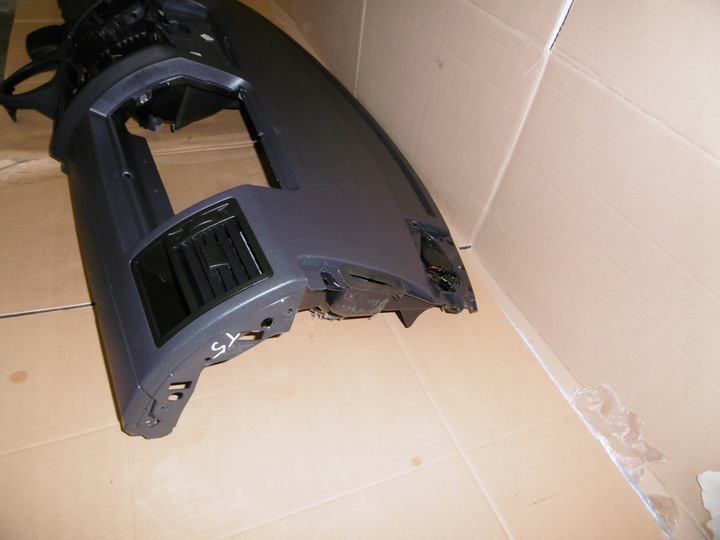 фото №7, Vw t5 transporter панель роздавальна консоль