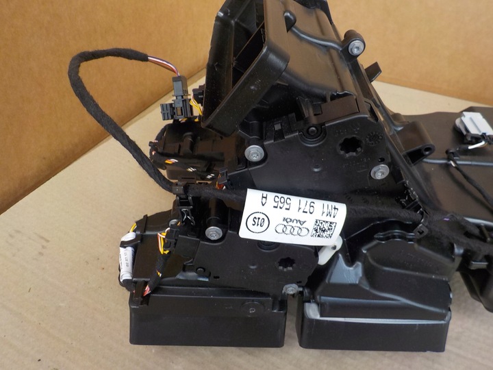 фото №5, Vw touareg iii отопитель зад туннель 4m1971565a