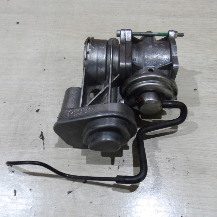 фото №12, Volkswagen oem номер 07z 128 070 g кришки керуючі, живлення повітря