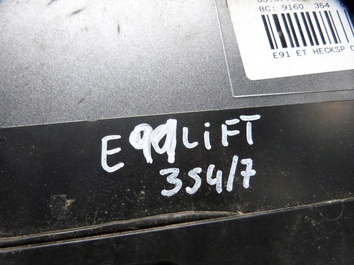 фото №13, Bmw 3 e91 універсал рестайлінг накладка кришки багажника 354/7