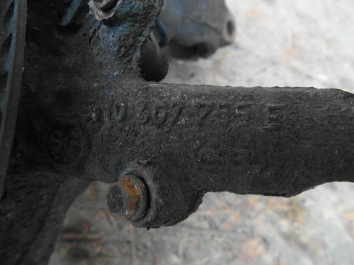 фото №4, Golf iv 4 r32 02-04 поворотна опора перед передня ліва