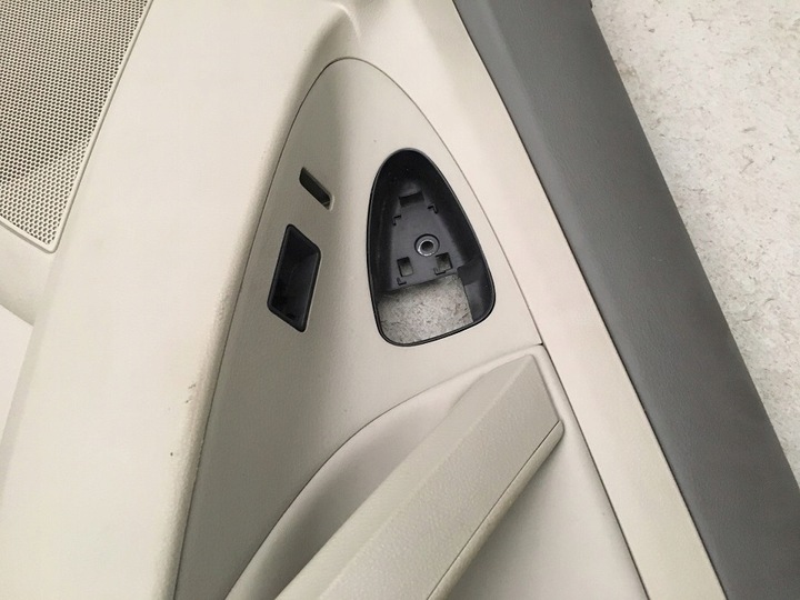 фото №6, Toyota camry vi 06-11 комплект боковина обшивки двері
