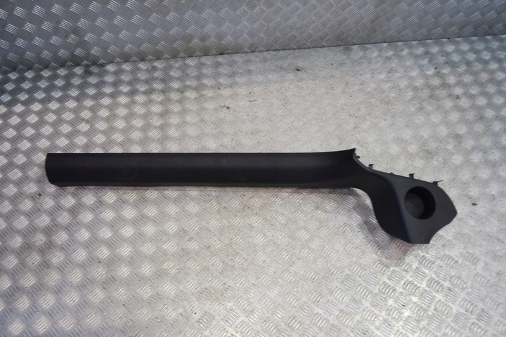 фото №2, Audi s5 a5 8w6 защита заглушка порога r 8w6853906a