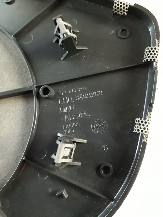 фото №5, Решітка динаміка консолі volvo s60 v70 xc70 eur.